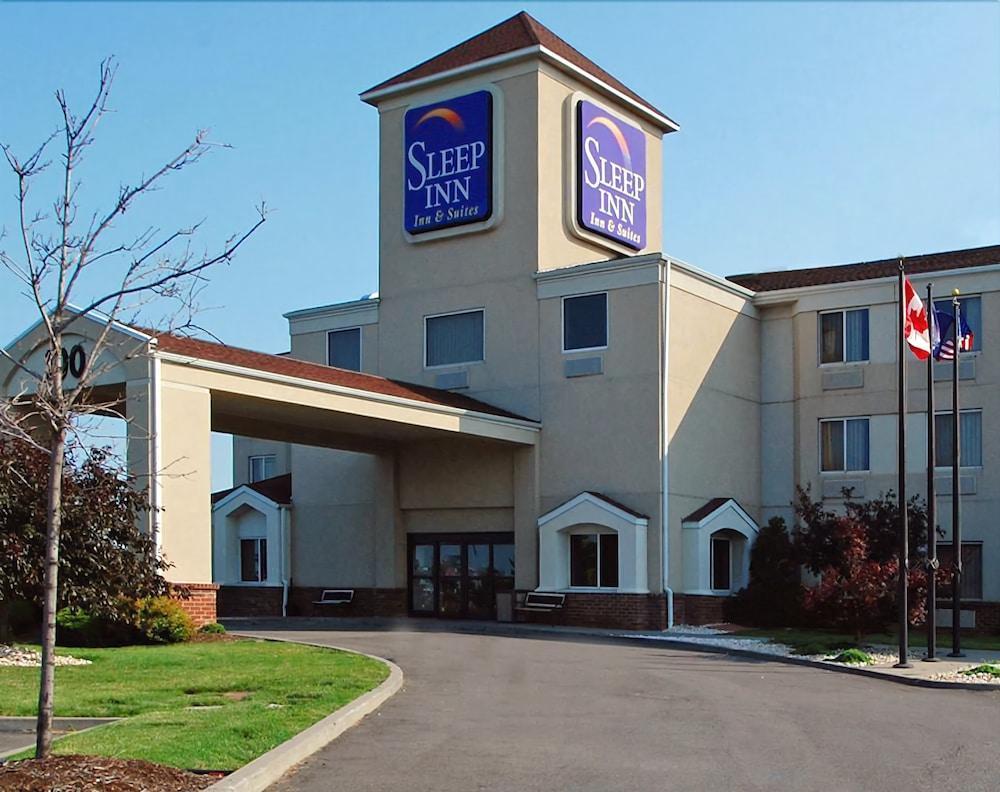 Sleep Inn & Suites Buffalo Airport Cheektowaga Exterior photo
