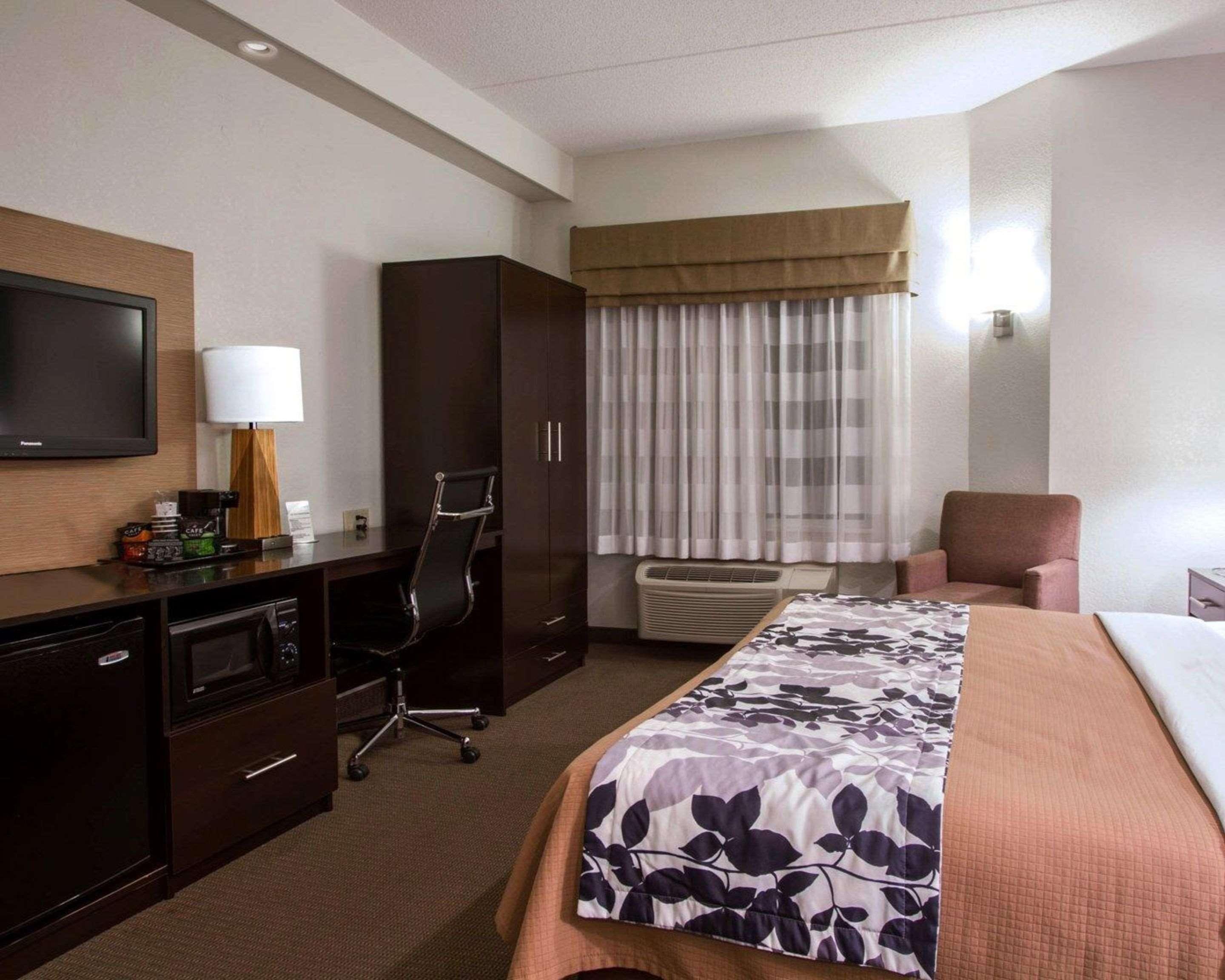 Sleep Inn & Suites Buffalo Airport Cheektowaga Exterior photo