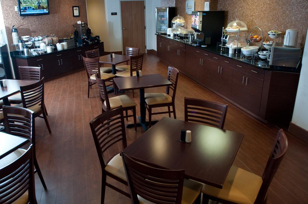 Sleep Inn & Suites Buffalo Airport Cheektowaga Exterior photo